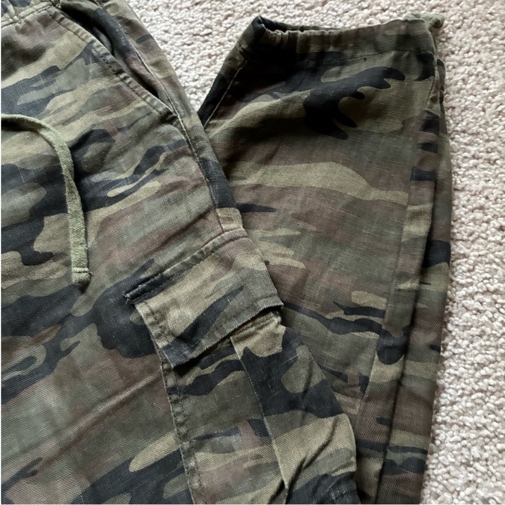 WAS $48 Sanctuary x Anthro linen camo cargo capris - Picture 4 of 15